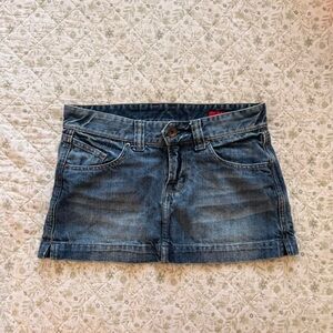 Y2K X2 low rise denim mini skirt
